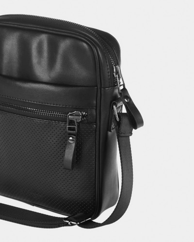 MESSENGER "LARGE" PERFORATION, BLACK