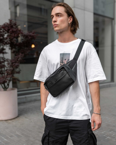 "HIP PACK LARGE" ÖKO-LEDER, SCHWARZ