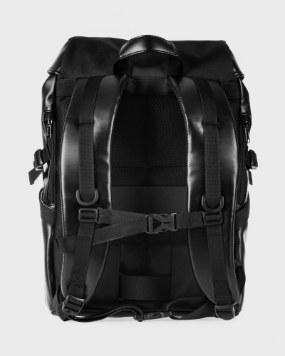 "TRAVELER" BLACK